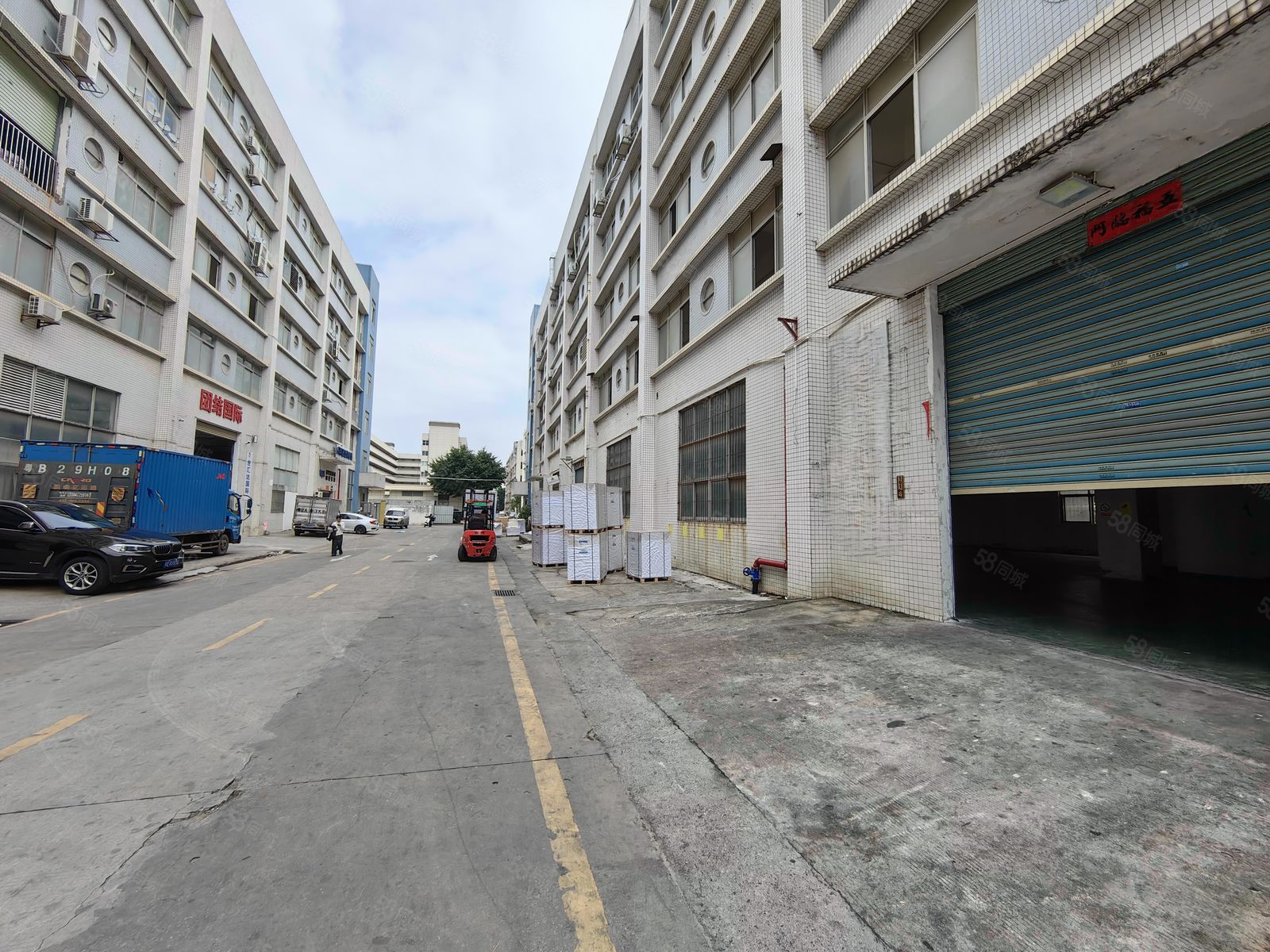 (出租) 30元起福永工业园区一楼800平起租卸货平台仓库出租可分租
