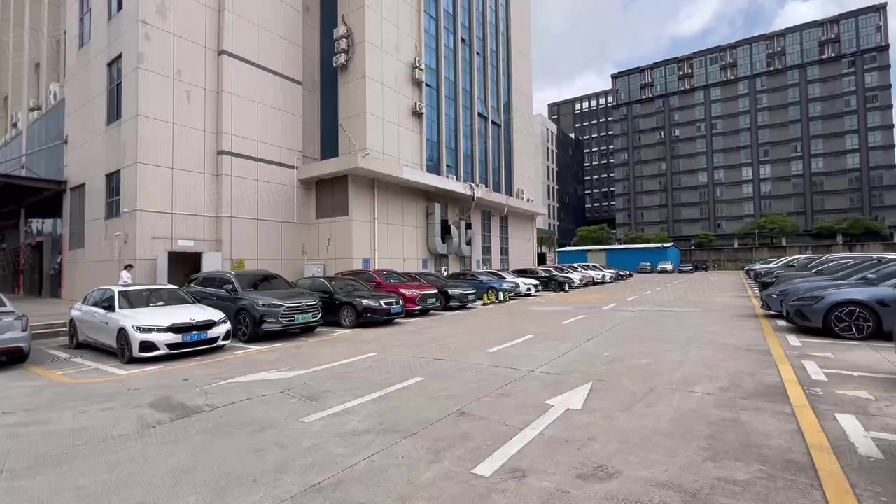 (出租) 宝安福永原房东工业园楼上1000平带装修办公室厂房出租可分租