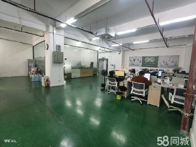 (出租) 精装修房间，房子已经隔好布局，可以随时联系看房