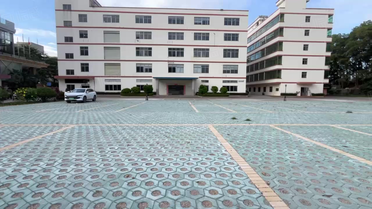 (出租) 500平起龙华原房东独门独院5000平精装办公厂房出租分租