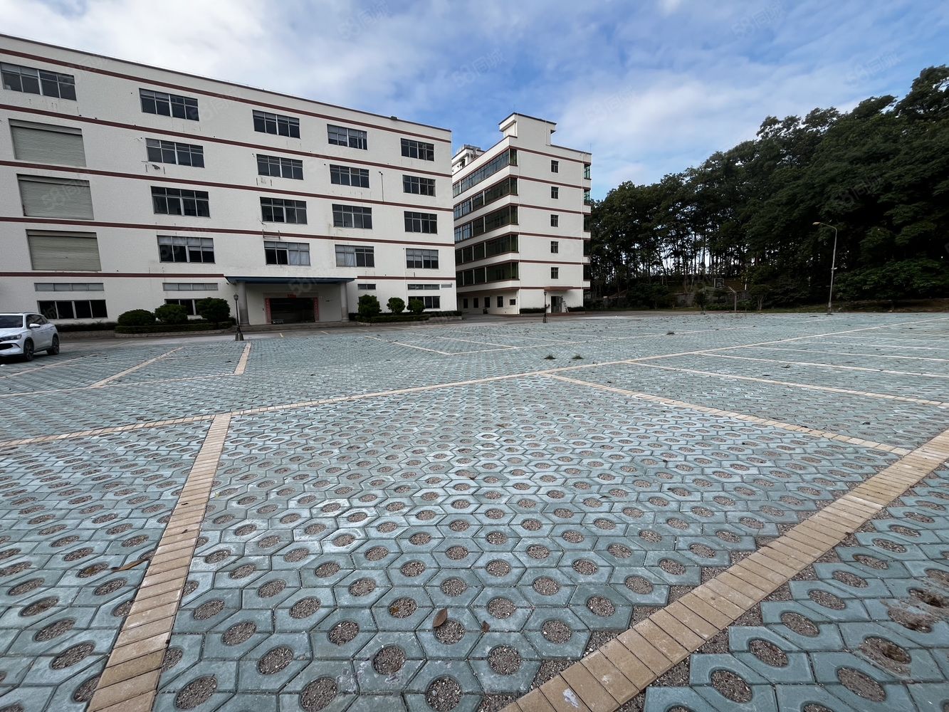 (出租) 500平起龙华原房东独门独院5000平精装办公厂房出租分租