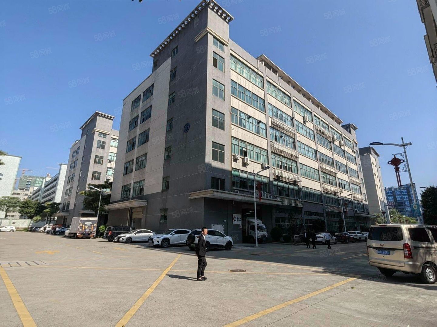 (出租) 15元起租!观澜地铁站工业园精装修厂房出租1000平可分租