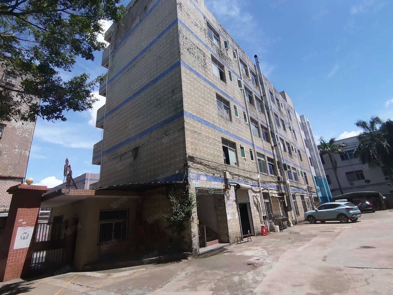 (出租) 龙华观澜地铁附近 500 平米厂房出租现成水电地坪漆拎包入驻