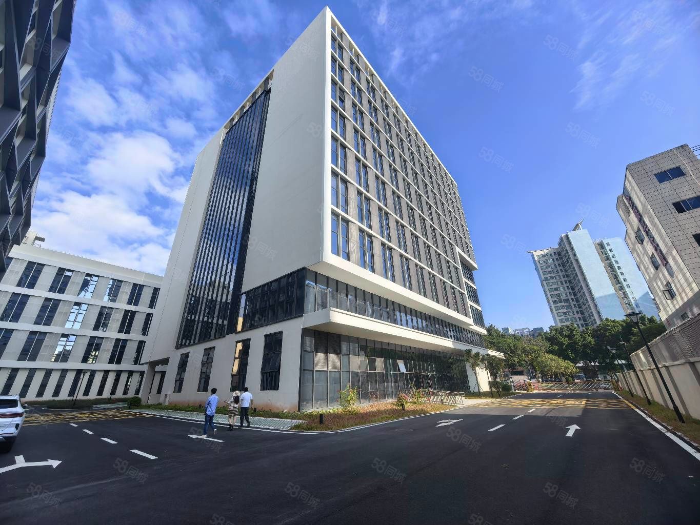 (出租) 观澜地铁站原房东精装修2000平厂房出租一楼仓库出租可分租