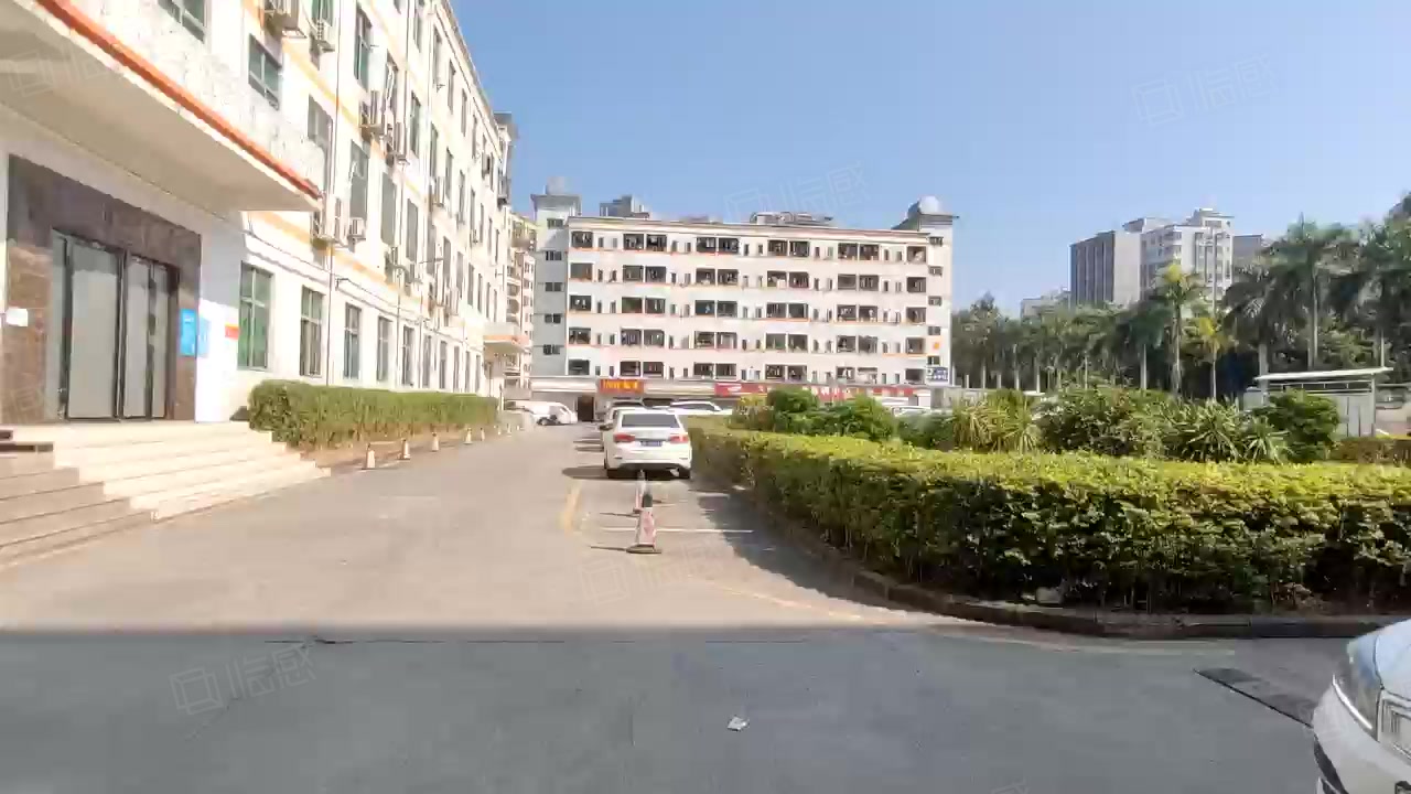 (出租) 15元起租!观澜地铁口精装修厂房出租一楼仓库200平起可分租