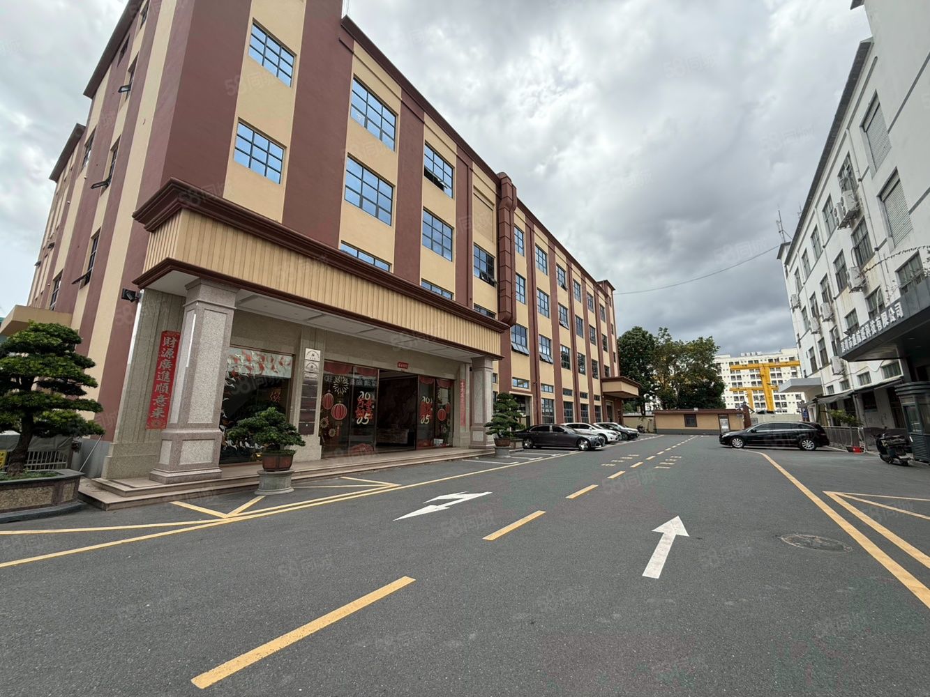 (出租) 观澜原房东精装独栋厂房出租可分租200平起带办公仓库