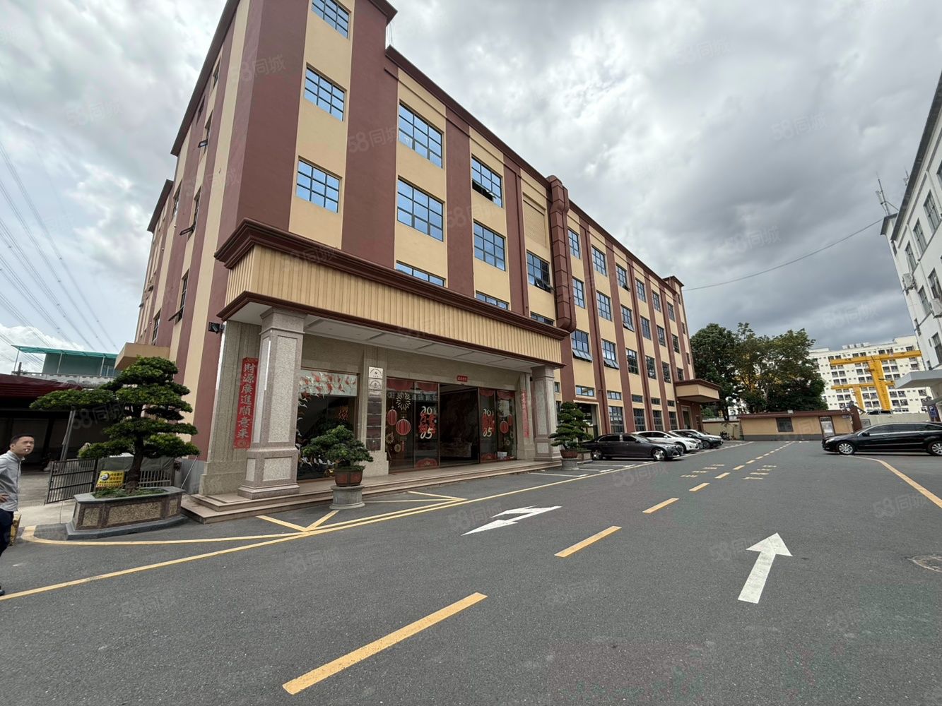 (出租) 观澜原房东精装独栋厂房出租可分租200平起带办公仓库