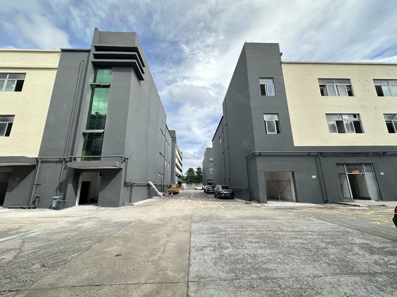 (出租) 500平起租观澜高速口10000平工业园厂房招租全新地坪漆