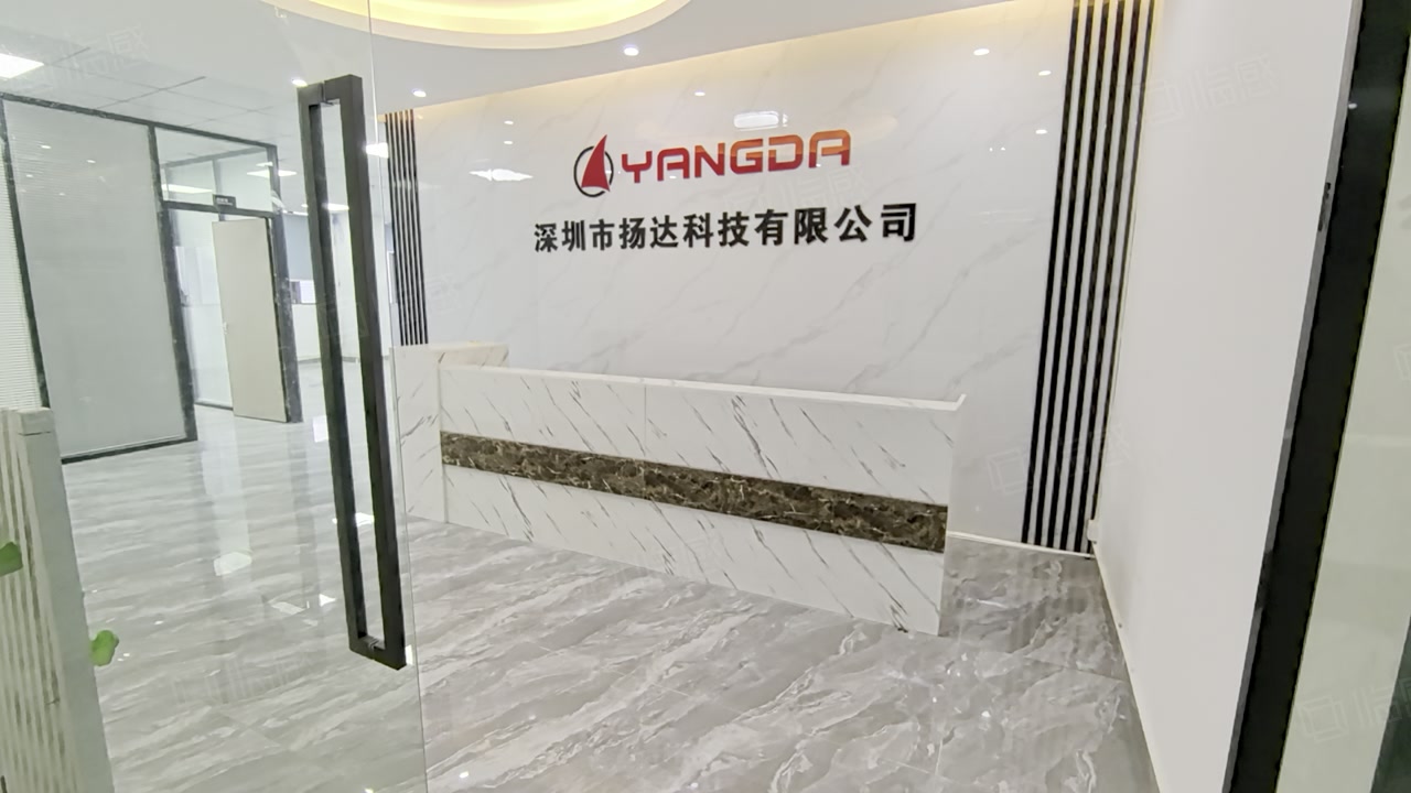 (出租) 观澜高新区轻轨站边楼上400平豪华精装修办公厂房出租
