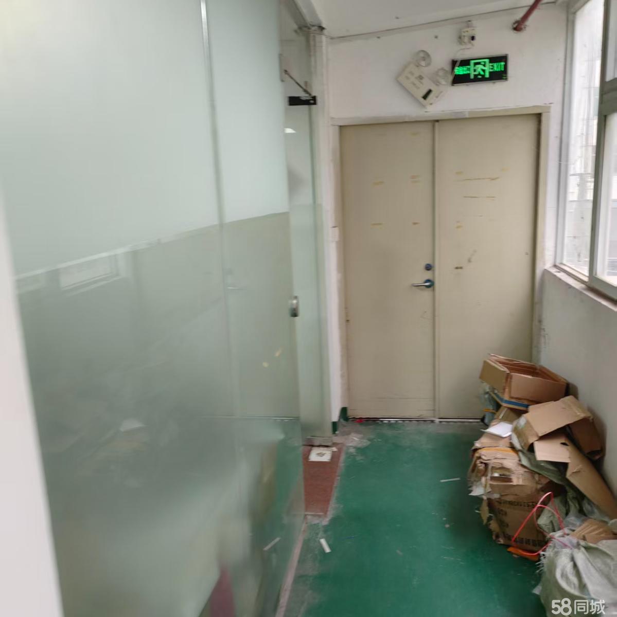 (出租) 出租龙华观澜厂房使用面积200平米分组有电梯3楼