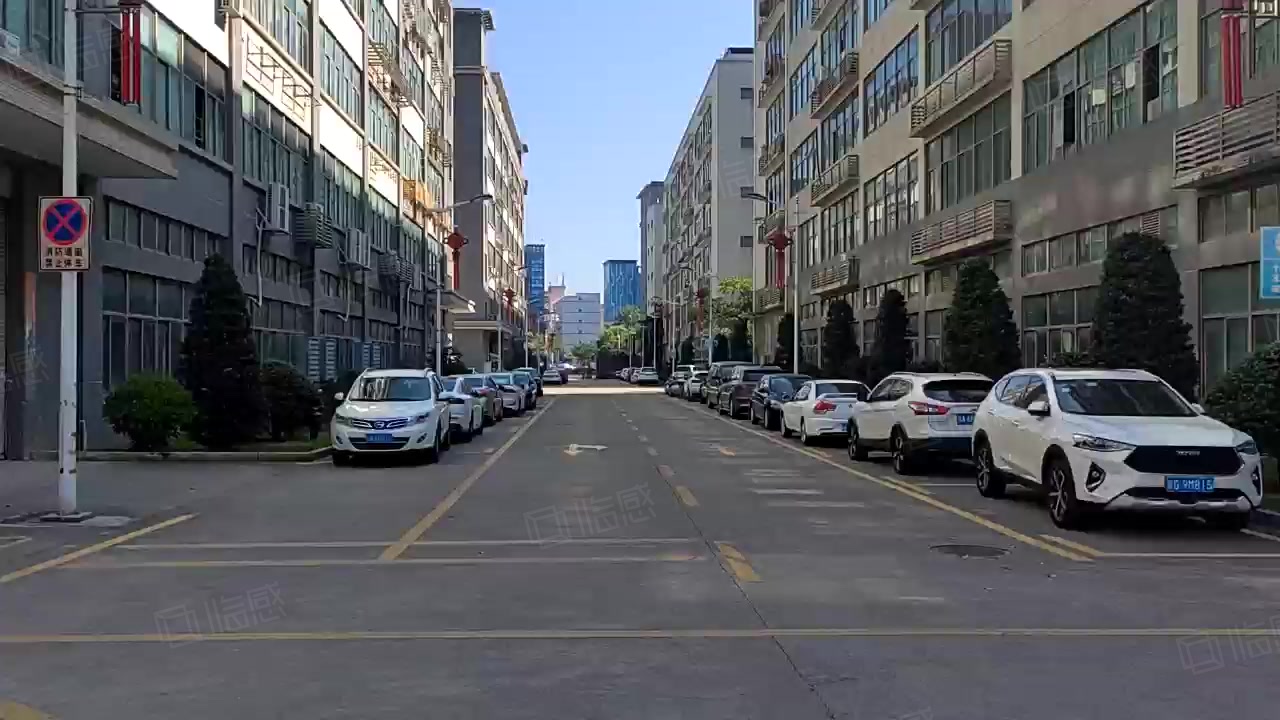 (出租) 15元起租！光明地铁站工业园精装修厂房出租2000平可分租