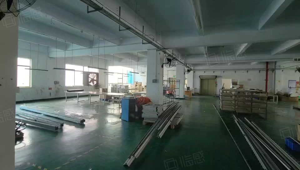 (出租) 光明公明上村原房东厂房1800适合做电子，仓库，CNC，材料