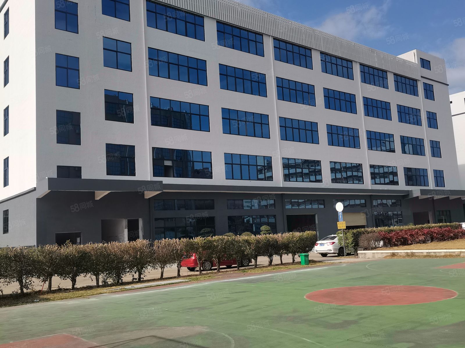 (出租) 光明地铁口深澜产业园全新翻新厂房光明小面积厂房150方起租