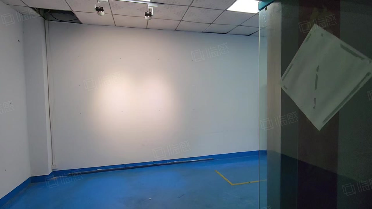 (出租) 光明新湖精装修厂房低价公明楼村新湖上村1000平楼村地铁田寮