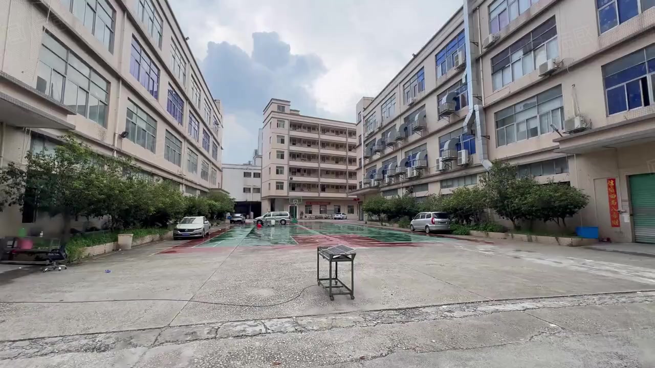 (出租) 光明公明独门独院厂房4500平可分租精装修空地超大主干道边