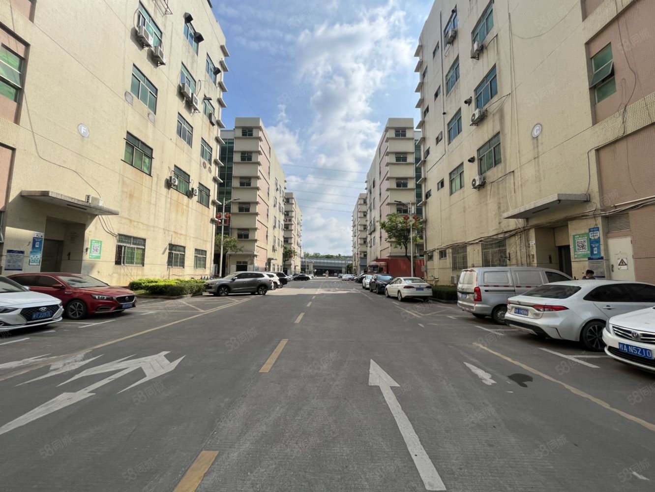 (出租) 光明新湖街道楼上19块1000平方厂房仓库出租精装修水电齐全