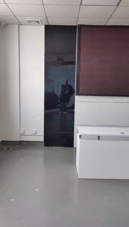 (出租) 超高使用率:光明根玉路旁2楼精装厂房1100平3吨货梯