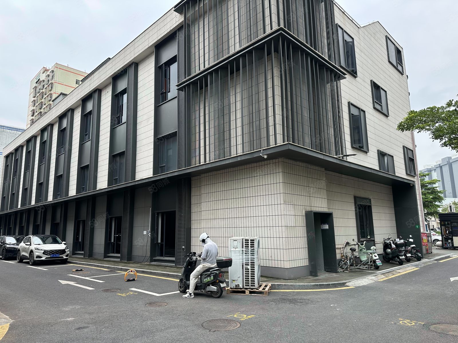 (出租) 光明长圳地铁口小独院3000平带精装修及无尘车间可分租