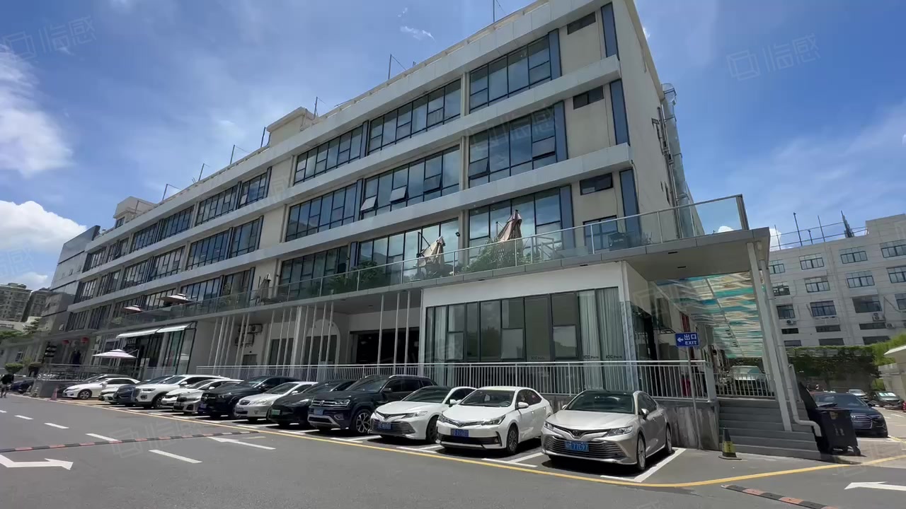 (出租) 超长免租期光明地铁口红本厂房出租300平起租带装修花园式办公