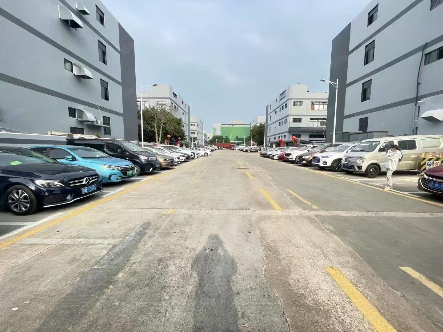(出租) 公明地铁口小独门独院厂房精装办公出租1000平实际面积可分