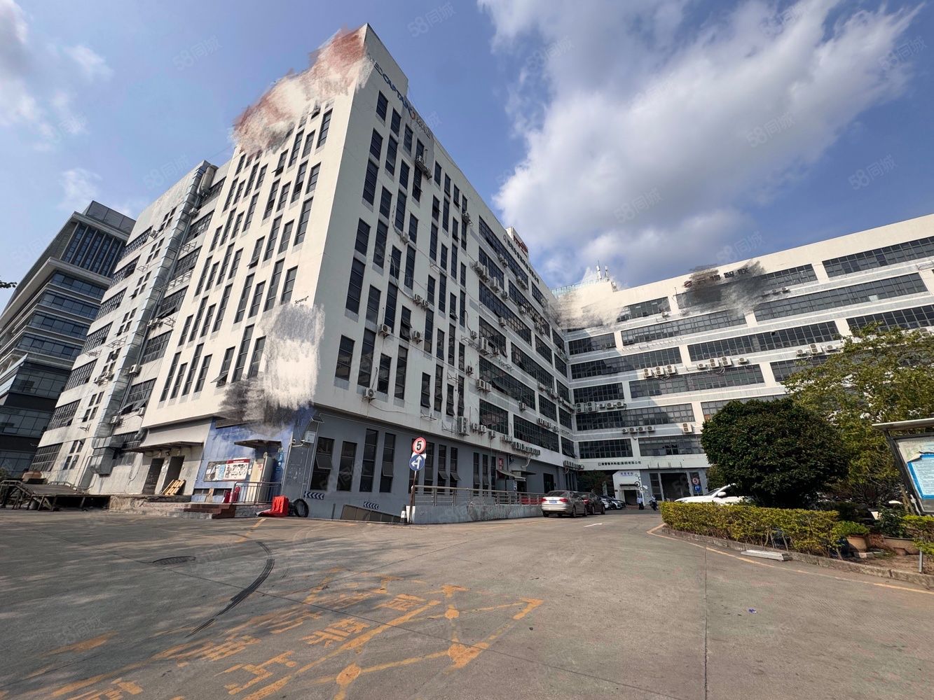 (出租) 光明凤凰城1500平精装修地铁口厂房整层出租红本实际面积