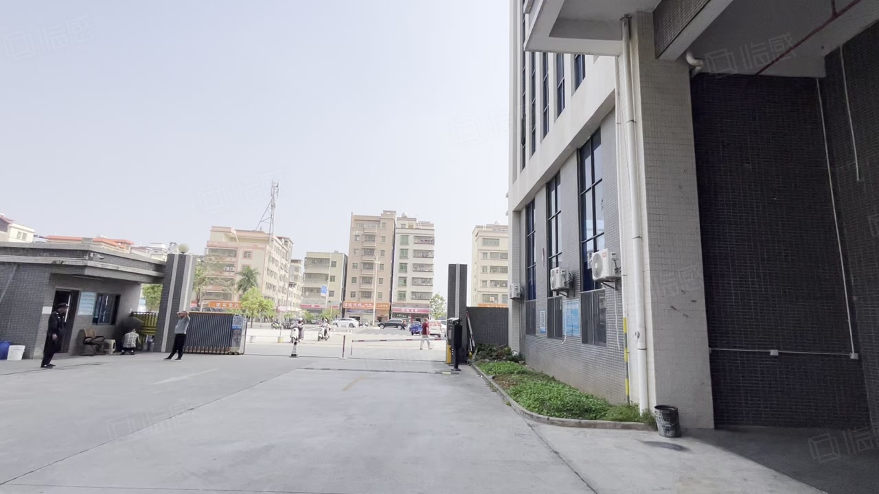 (出租) 10块石湾一楼带现成装修的厂房仓库出租,厂房出租,仓库出租