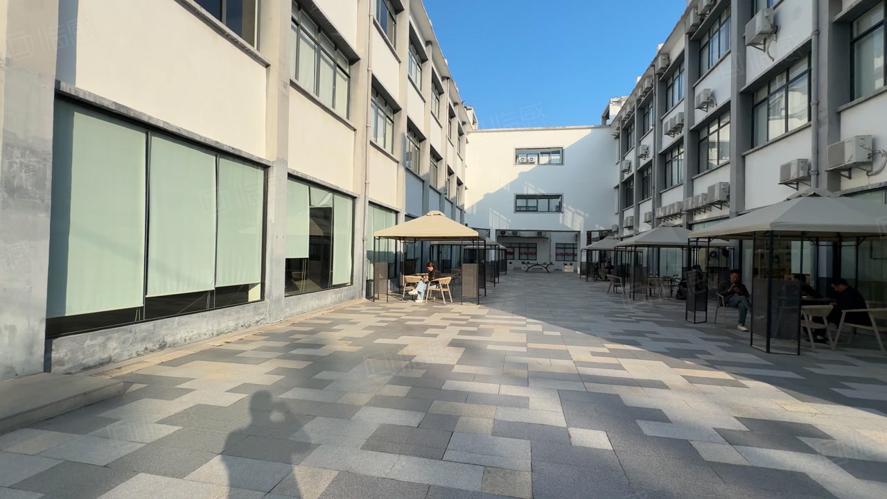 (出租) 精装修办公90平起清湖地铁口创意园5000平仓库厂房出租分租