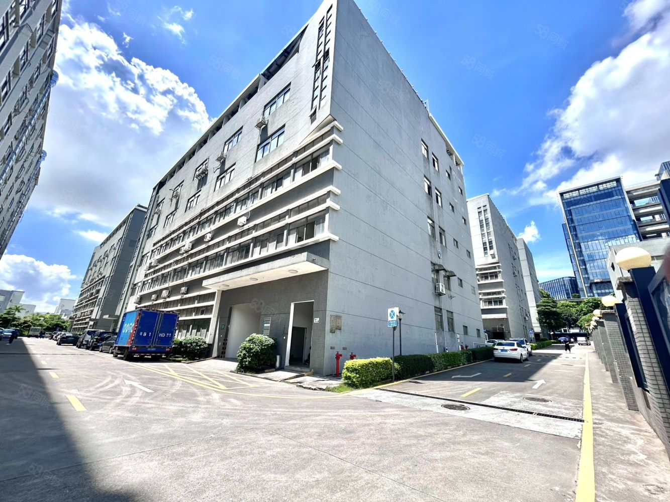 (出租) 龙华全新装修厂房仓库出租整层面积1000可整可分