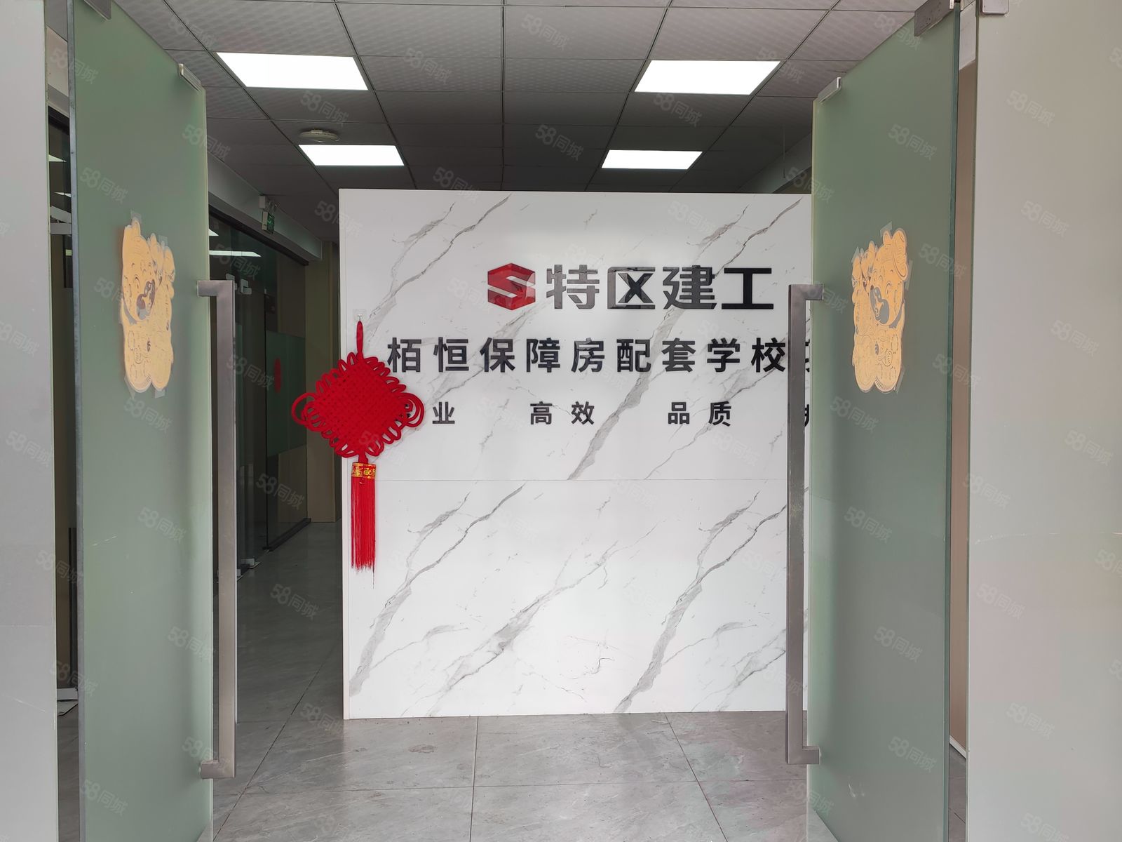 (出租) 豪华装修,龙华龙观大道一楼240平方办公电商仓库业主直租