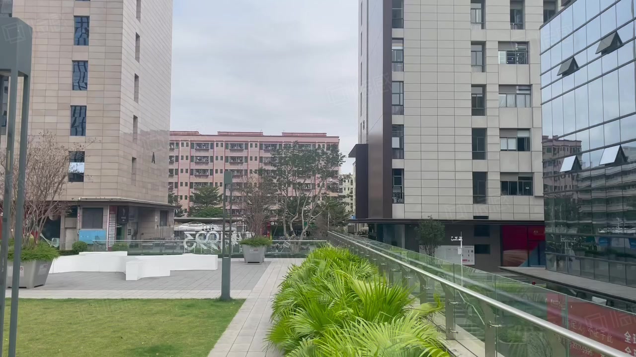 (出租) 龙华壹方城中心开发商楼上整层1088平带装修办公室仓库出租