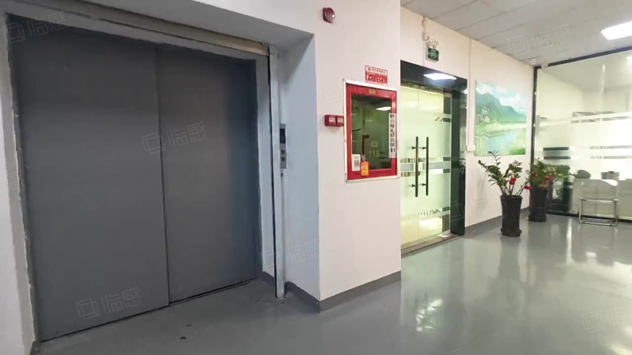 (出租) 龙华观澜章阁工业园精装修厂房960平41格局有车间水电齐全