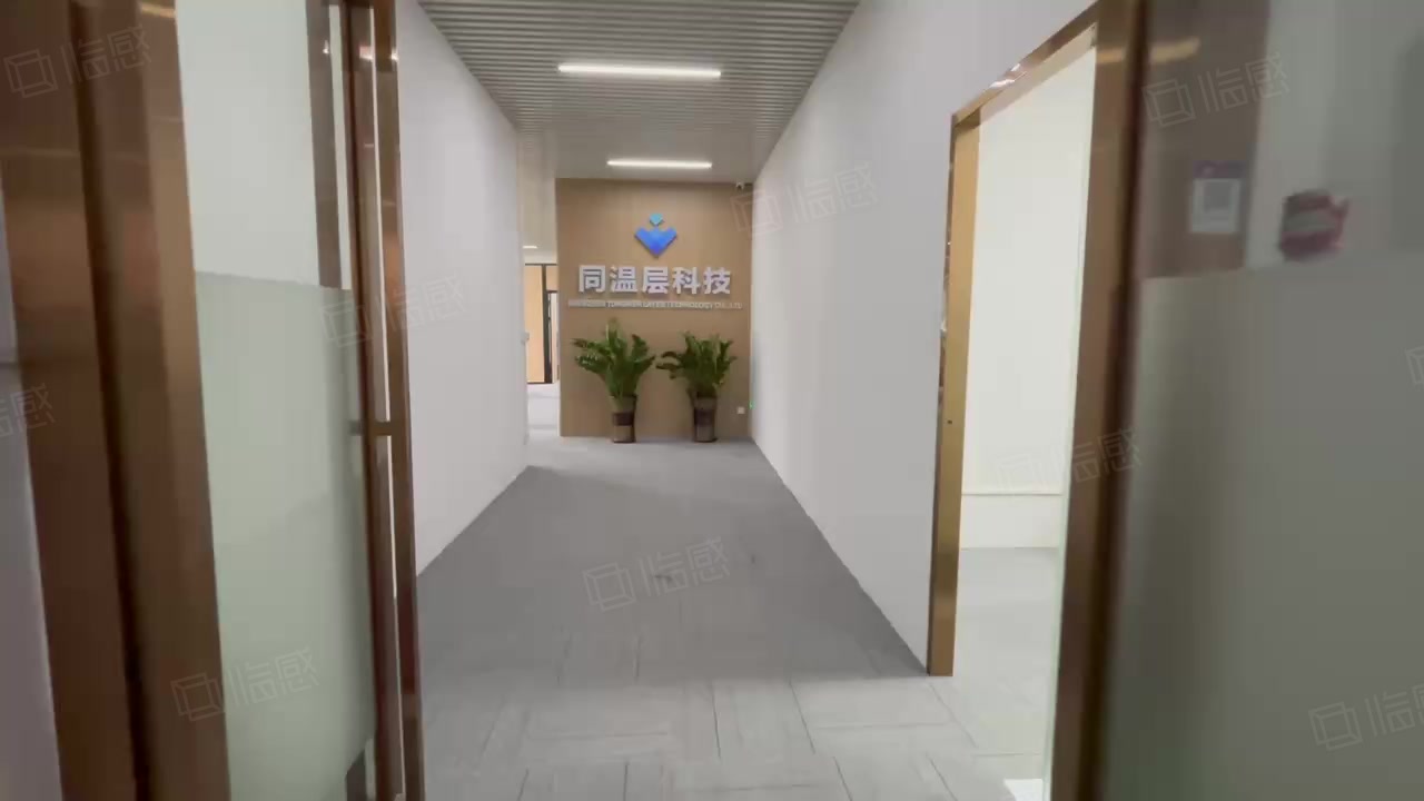 (出租) 深圳市宝安区松岗地铁站旁精装修厂房出租