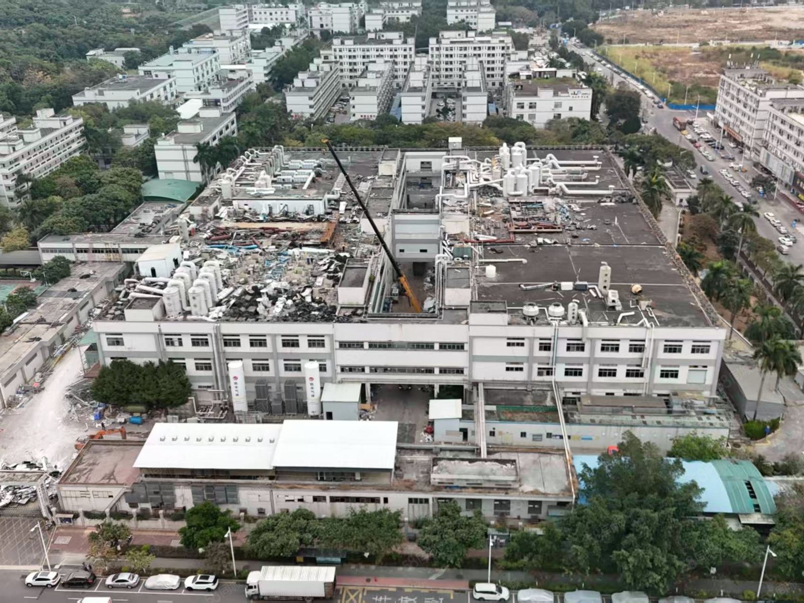 (出租) 松岗塘下涌36000平方厂房出租实际面积原房东空地大低价招租