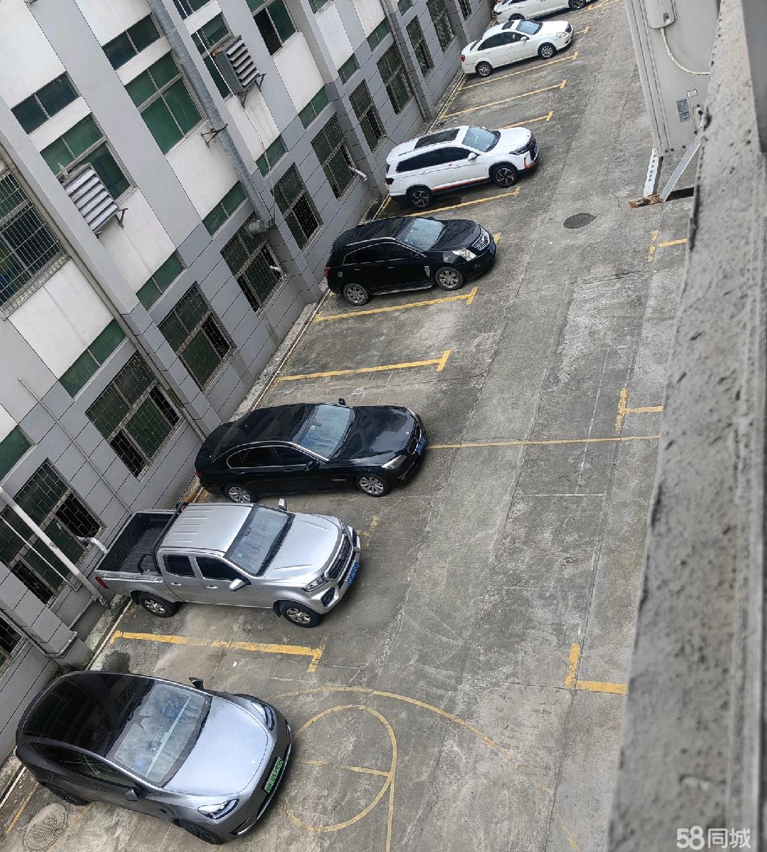 (出租) 可拎包入住，停车方便，厂房干净，适合成品组装，仓库，电路板厂