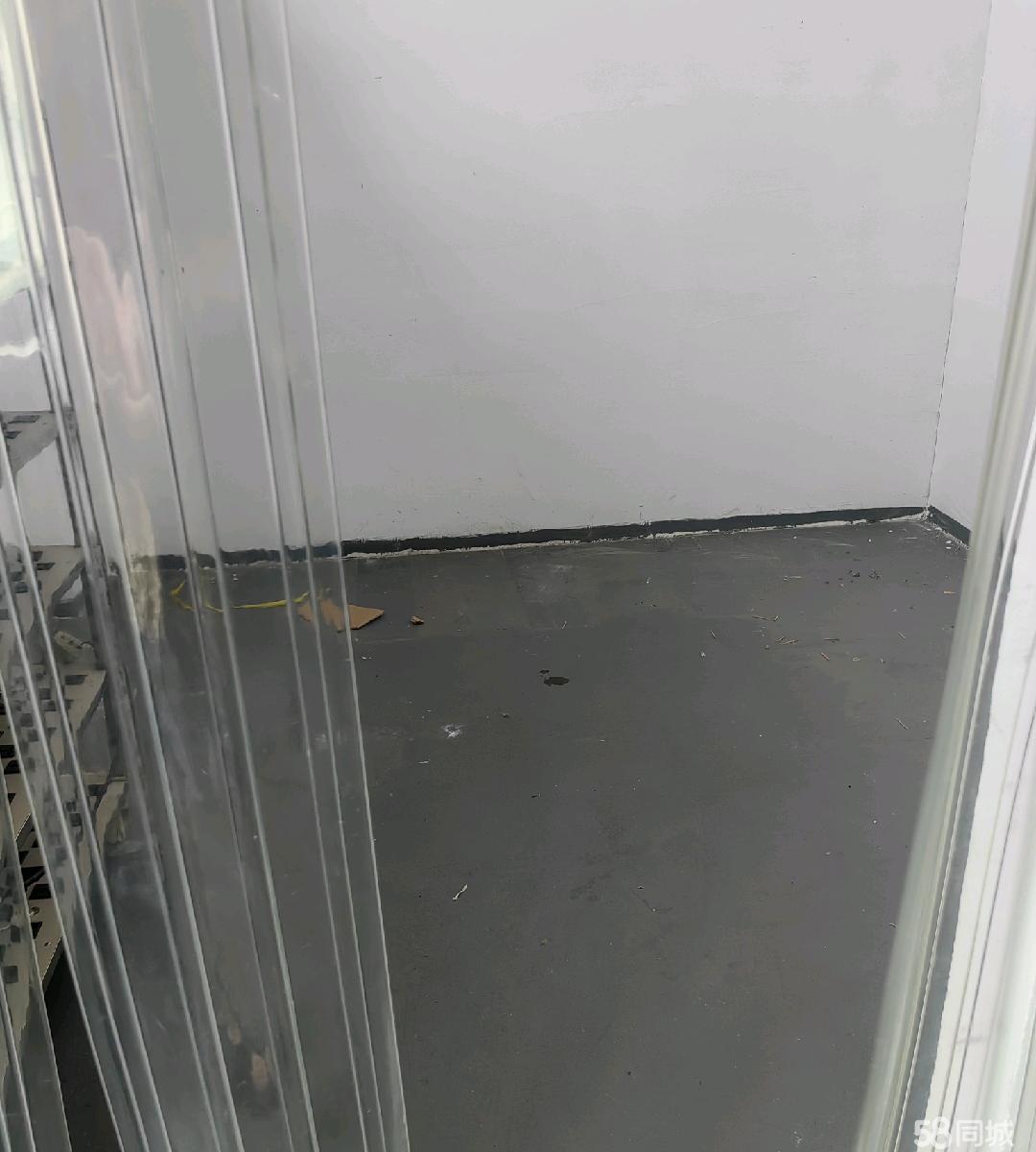 (出租) 可拎包入住，停车方便，厂房干净，适合成品组装，仓库，电路板厂