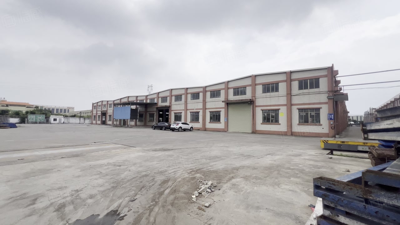 (出租) 独门独院5000平现成水电办公室厂房低价出租可分形象好空地大