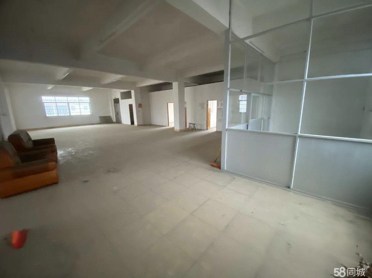 (出租) 超低单价出租！房屋二楼出租，面积400多平米