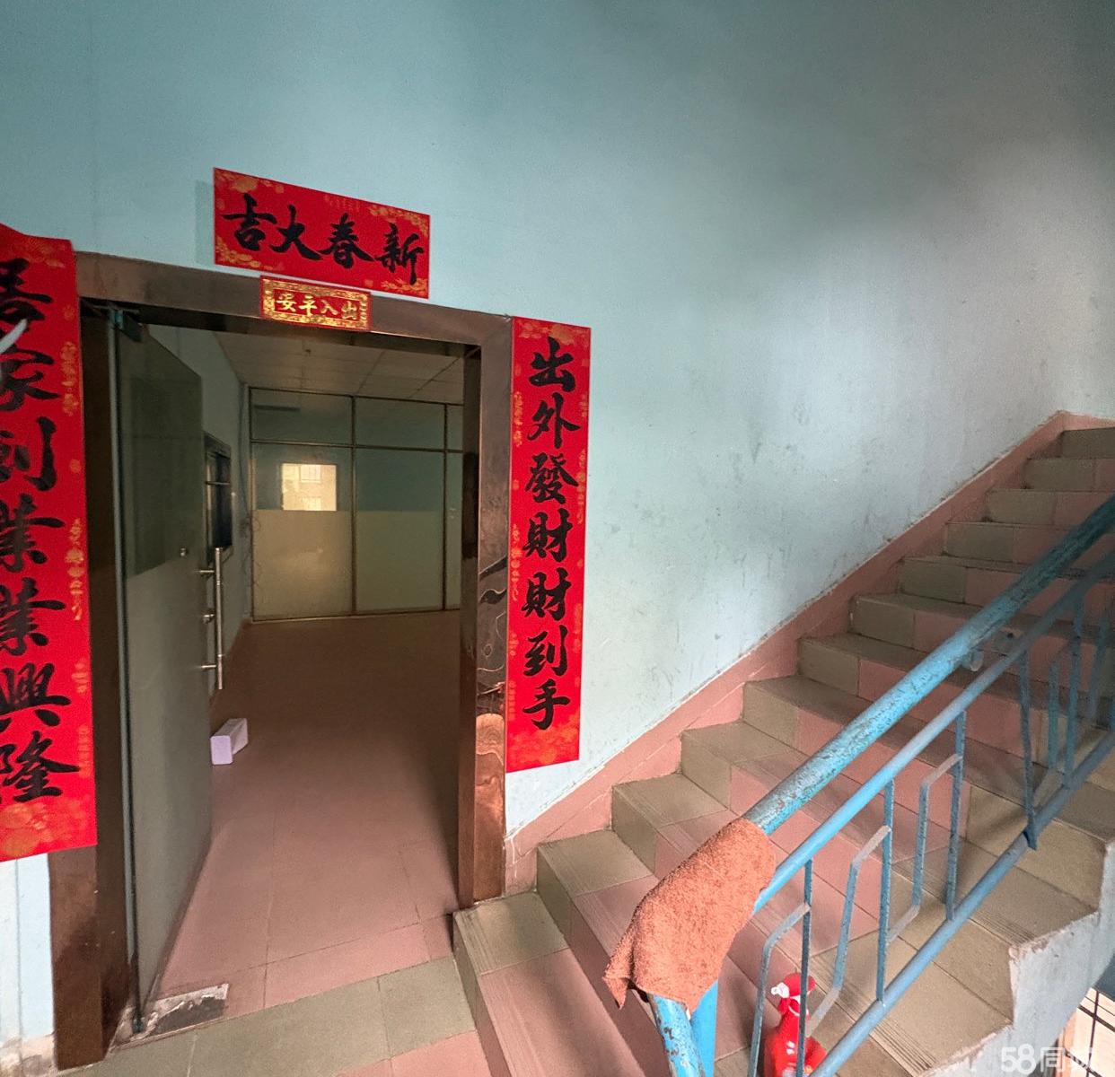 (出租) 石湾市场湖、山市场附近厂房出租 二、三楼