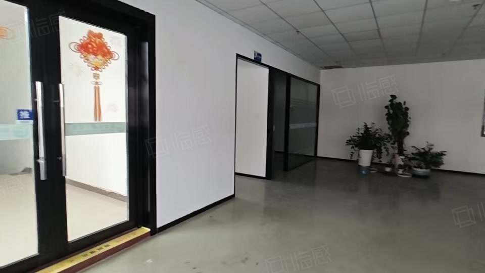 (出租) 新出田心原房东整层2500平精装修厂房出租,实际面积拎包生产