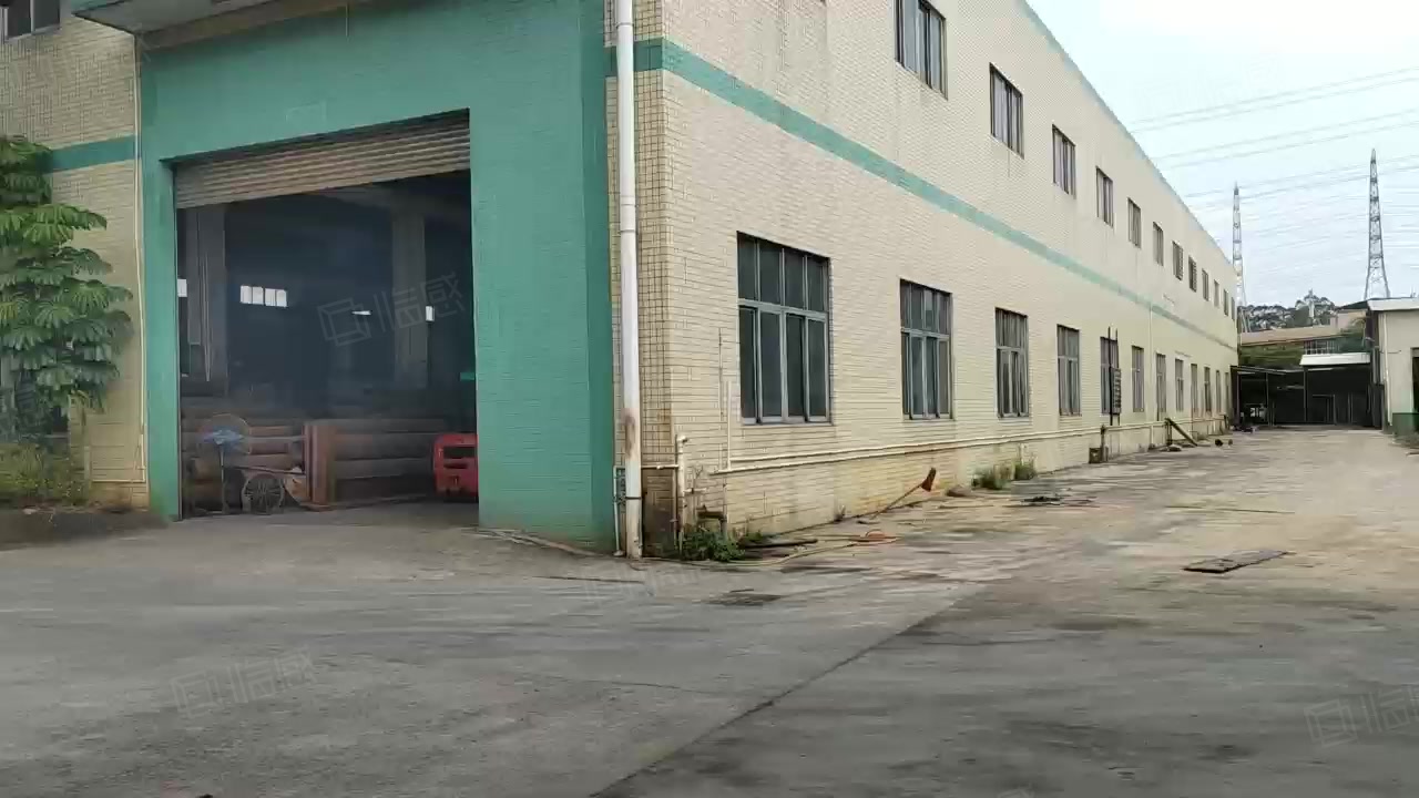 (出租) 独门独院。单一层3000平方，可进拖头，原房东厂房出租