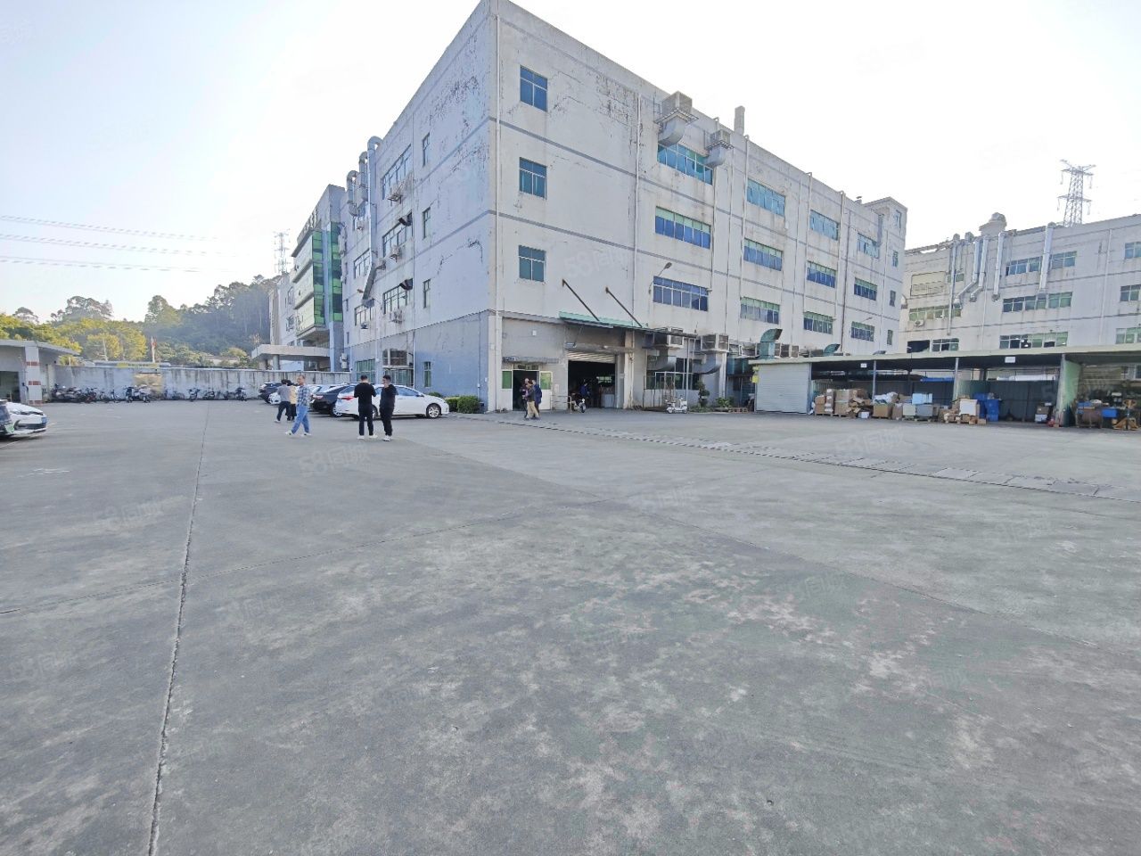 (出租) 外环高速原房东独院11000平,现成航车