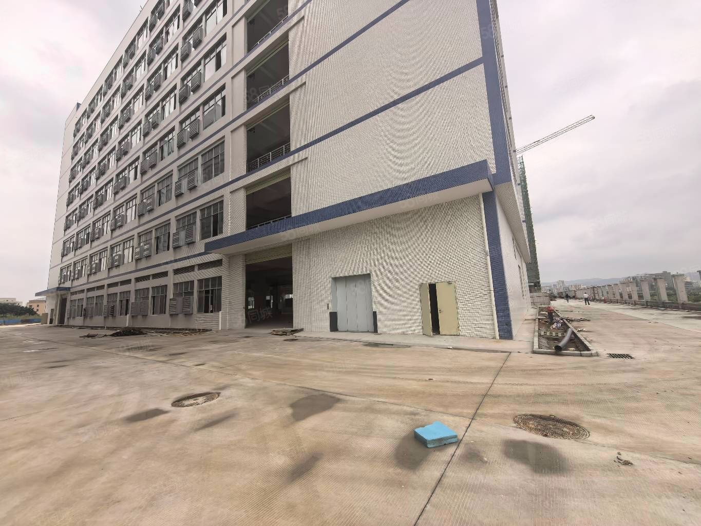 (出租) 塘厦科苑城新建厂房1-7层单层3600平可分租电按需配套齐全