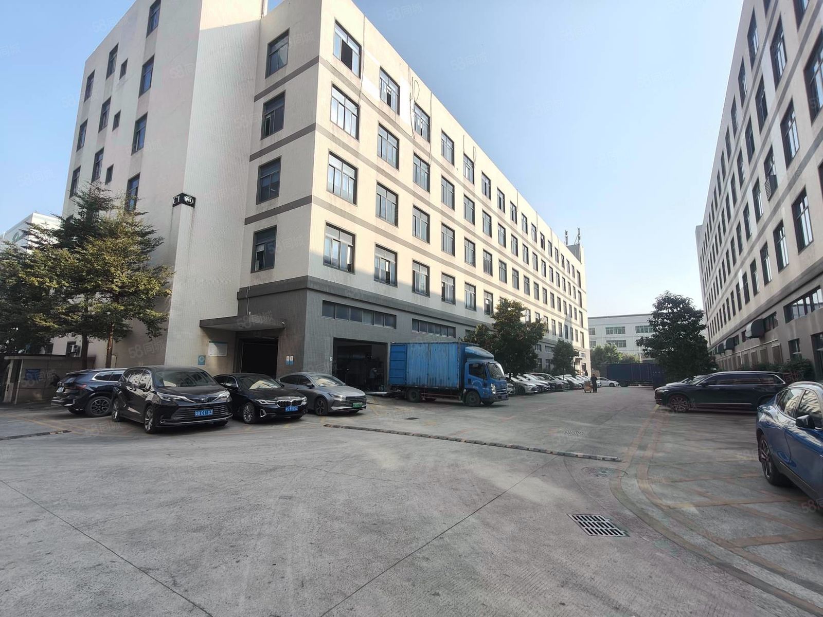 (出租) 塘厦大坪楼上2000平原房东实际面积厂房出租,带装修