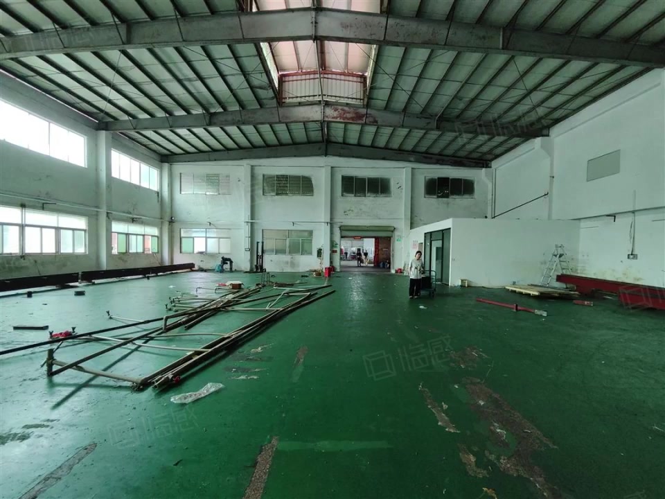 (出租) 独门砖墙到顶厂房出租，1部行吊，格局方正实用，重工业