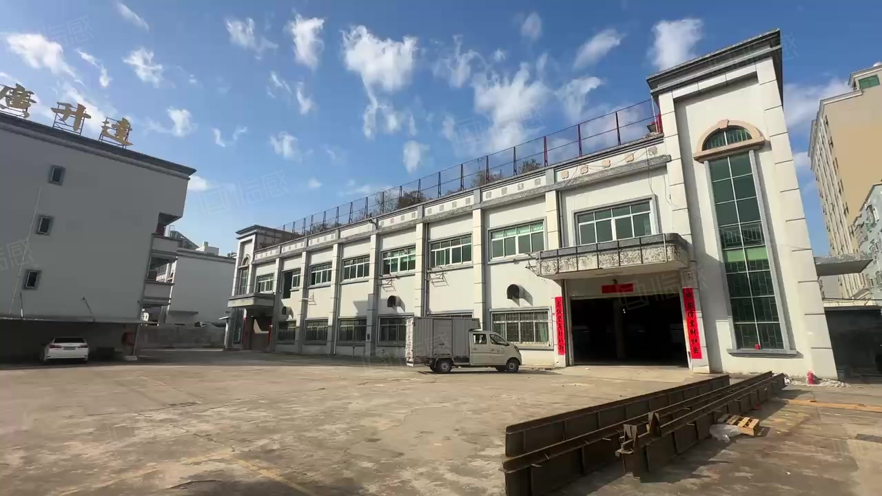 (出租) 15元!塘厦独门独院4000平空地大形象好一楼上厂房仓库出租