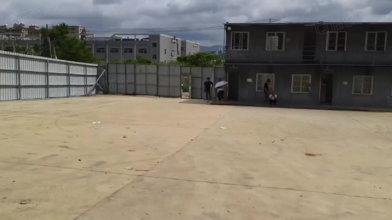 (出租) 靠山边单一层独院2000平钢构厂房仓库出租滴水7米可进大车