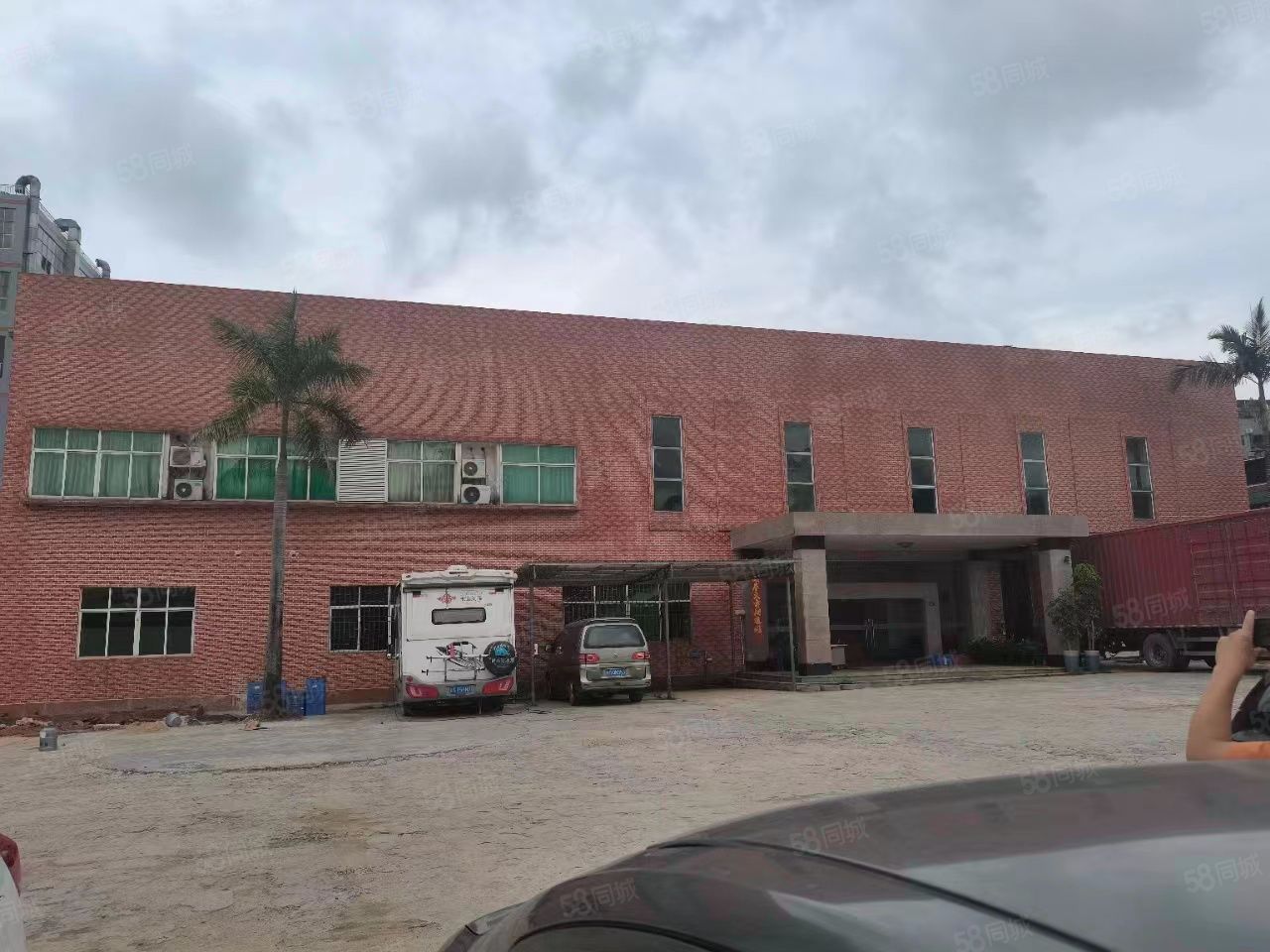 (出租) 塘厦龙背岭原房东独院厂房分租，独栋钢构1500平方，可做仓库