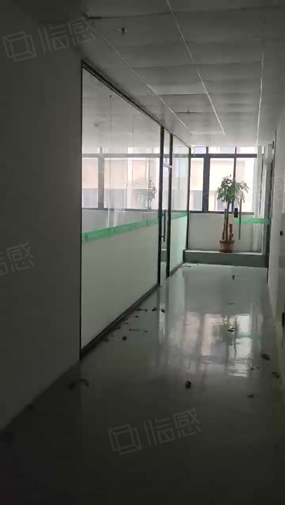 (出租) 整层2100平带装修带客货梯惠州仲恺厂房出租