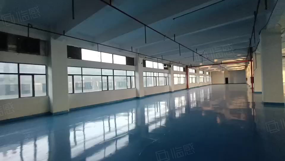 (出租) 现成行车长安厦边工业园区标准厂房2200平方出租高度八米