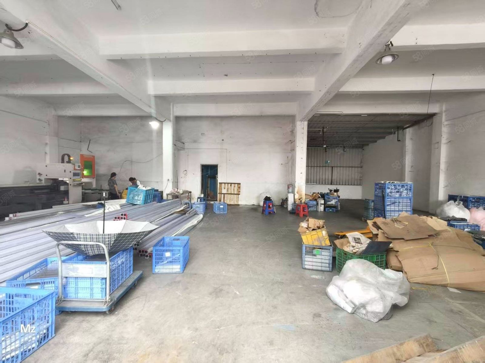 (出租) 宵边社区新出1楼325平方办公室园区空地大独立停车位